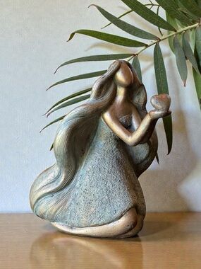 Vintage Abstract Woman Holding Heart Figurine Sculpture – Boho Romantic Decor